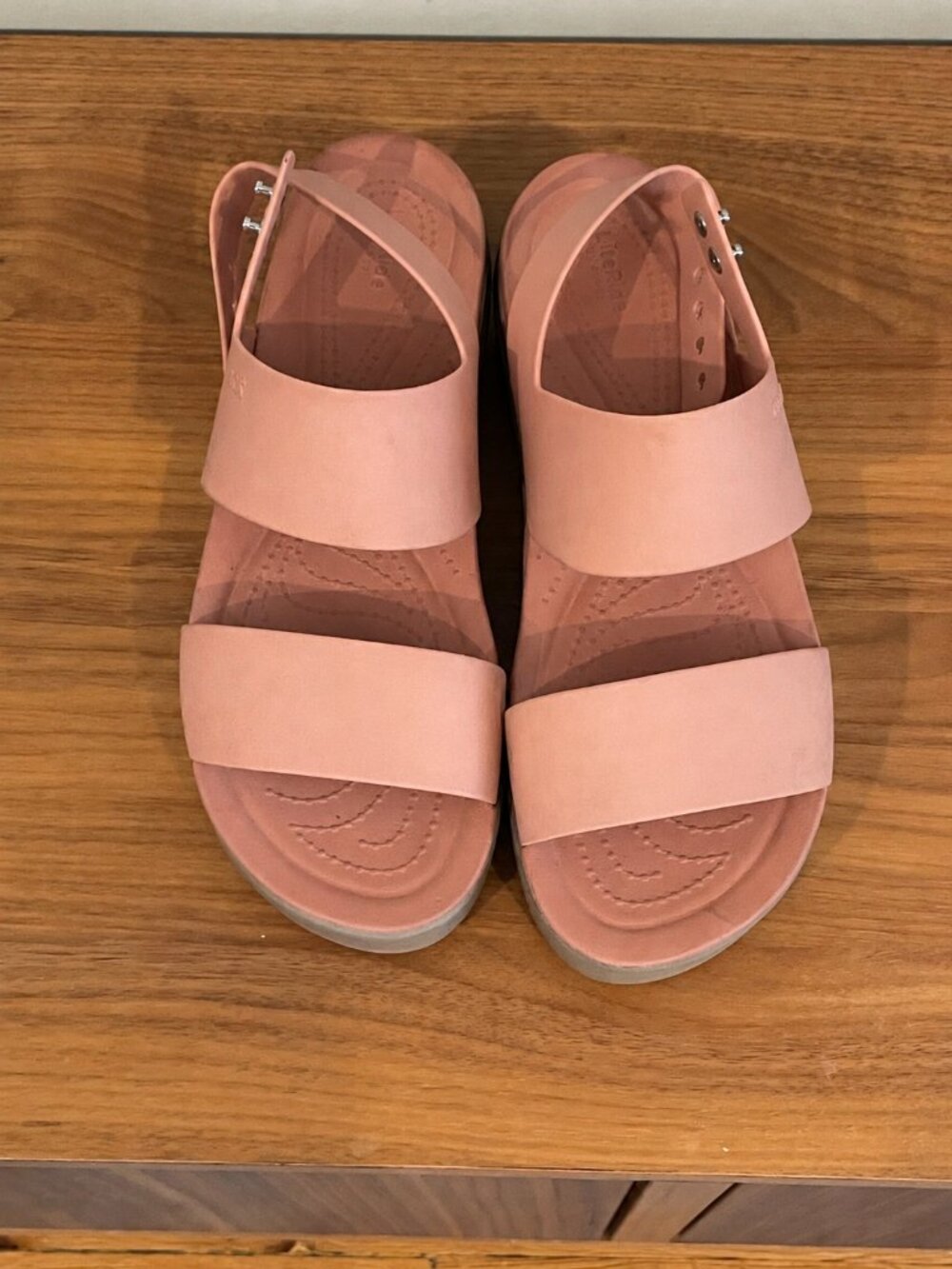Crocs Brooklyn Low Wedge Sandals Pink Gray Platform Strappy Women's Size 9